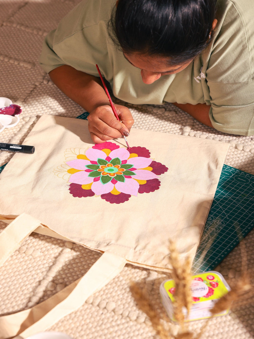 Tote Bag - DIY Botanical doodle kit